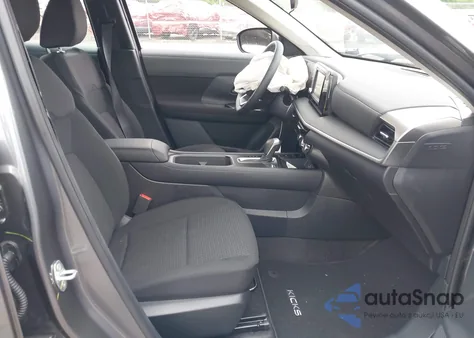 2025 Nissan Kicks S Intelligent Awd из США, поврежденный, VIN 3N8AP6BB4SL348928